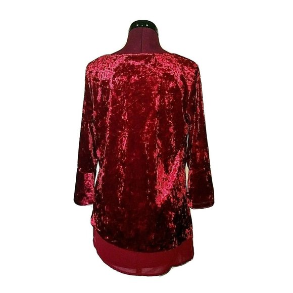 NY Collection Womens Top Size Medium Red Asymmetric Contrast Hem Bell Sleeve - Picture 2 of 7